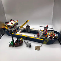 Ocean Exploration Ship 60266 - Used Lego City set