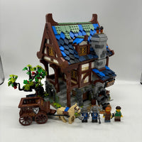 Medieval Blacksmith 21325 - Used LEGO® Ideas Set