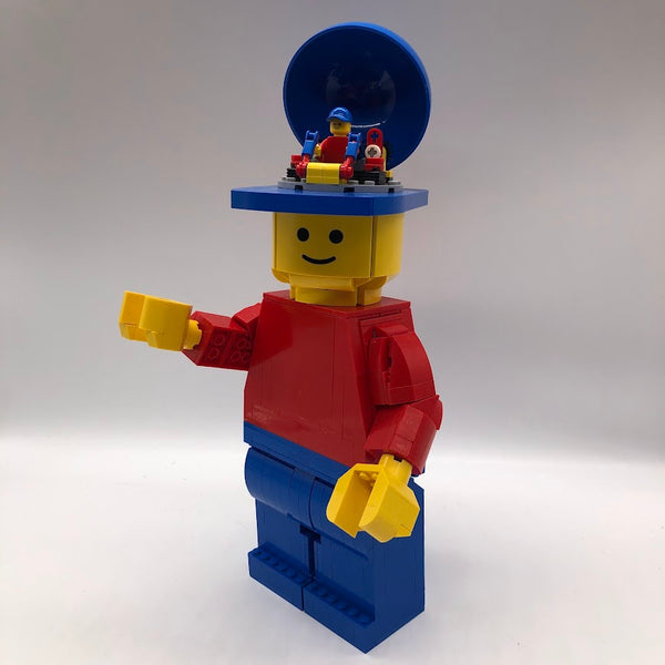 Up-Scaled LEGO Minifigure 40649 - Used LEGO Set