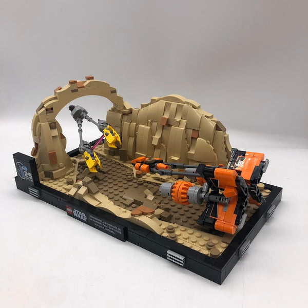 Mos Espa Podrace™ Diorama 75380 - Used LEGO® Star Wars™️ Set