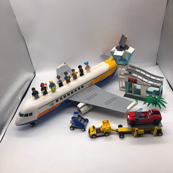 60262 Passenger Airplane [USED]