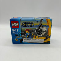 7901 Airplane Mechanic - New, Sealed, Retired LEGO® City Set